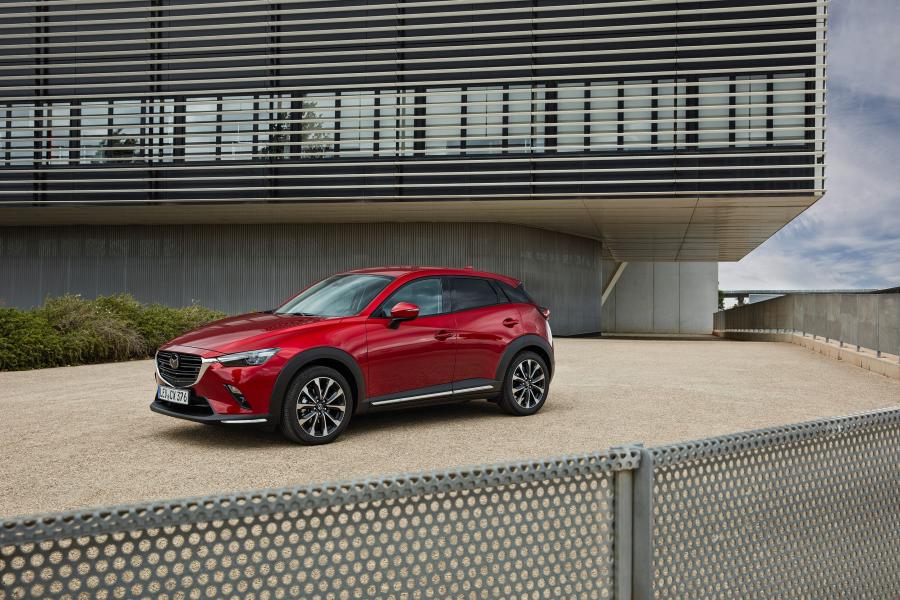  Mazda CX-3 2018 года  (WW) (фото 22 из 40)